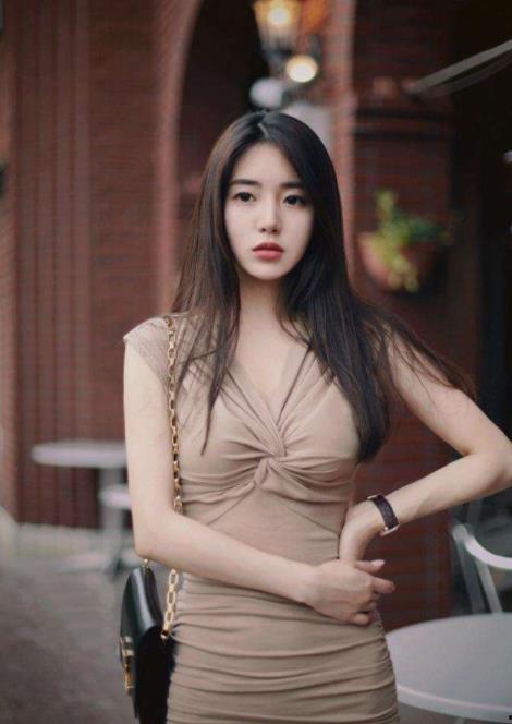 少妇寂寞出轨视频日韩